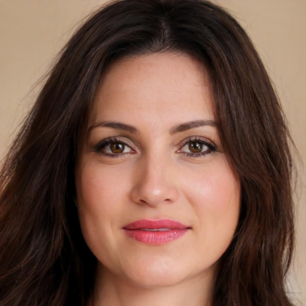 Retrato profesional de Paloma Vázquez, consultora en educación financiera